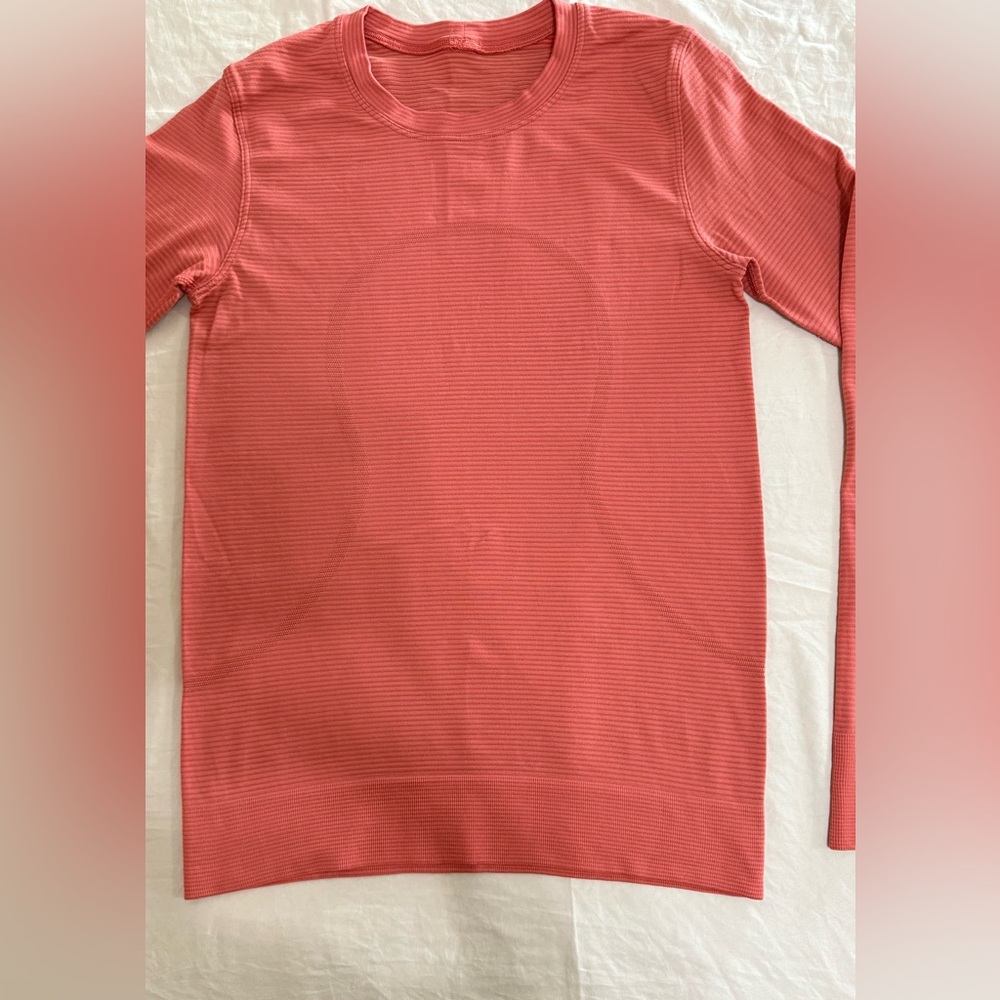 Lululemon Swiftly Relaxed Long Sleeve Tempo Stripe Pale Raspberry /Brier Rose(4) - Picture 3 of 6